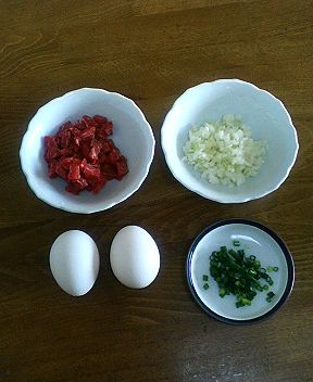 オムレツ丼材料